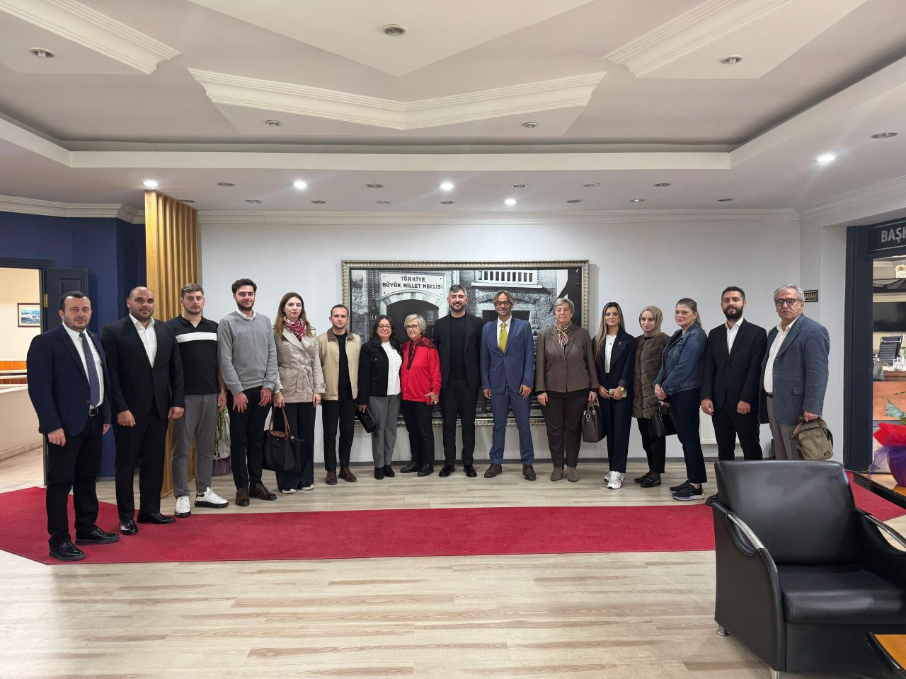 Sapanca CHP İlçe Yönetiminden Başkan Şahin’e Ziyaret - Sayfa 1