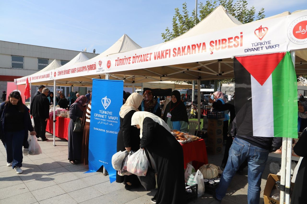 El Emeğiyle Gönül Birliği Sakarya, Filistin İçin Hayır Panayırı Kurdu - Sayfa 3