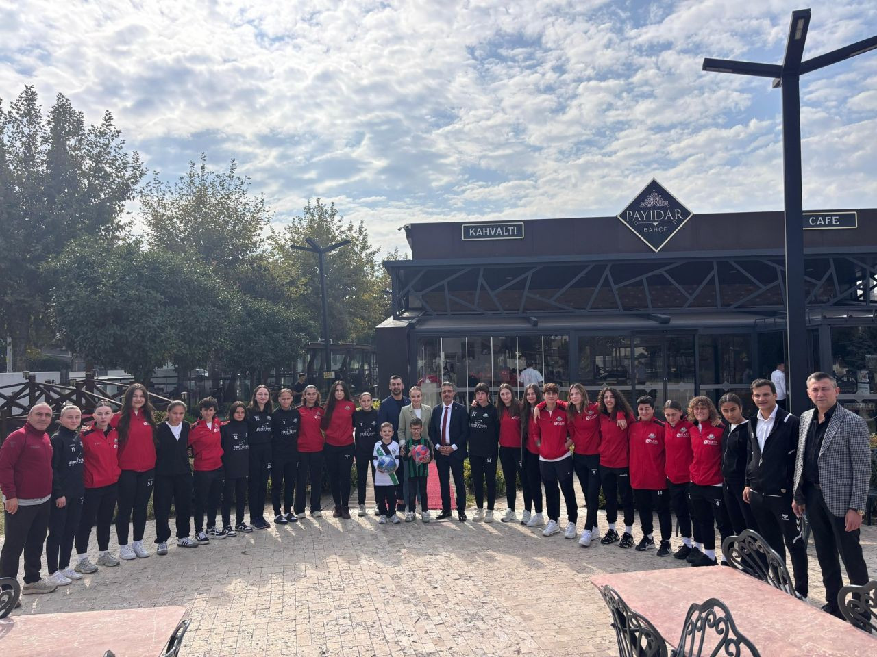 Başkan Dinç, Sakarya Kadın Futbol Kulübü İle Bir Araya Geldi - Sayfa 2