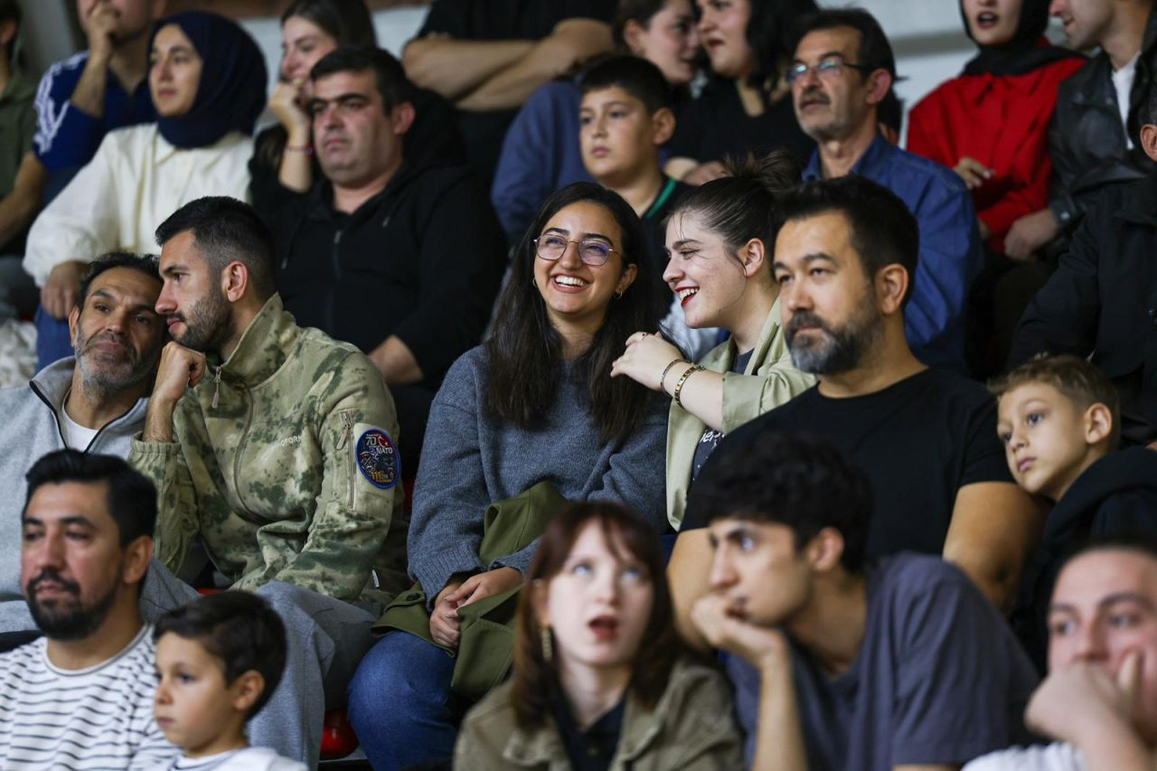 Büyükşehir Basketbol Takımından Fırtına Gibi Sezon Açılışı - Sayfa 4