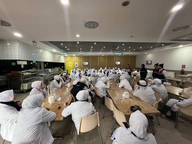 Sakarya Jandarma’dan OSB Personeline Kapsamlı Eğitim - Sayfa 3