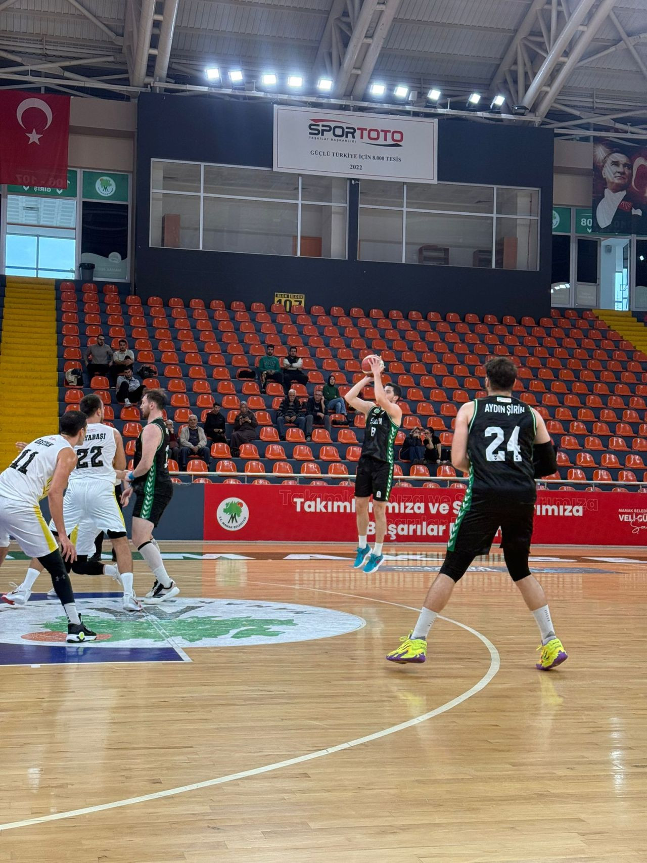 Sakarya Büyükşehir Basketbol Takımı Ankara’dan Galibiyetle Döndü - Sayfa 3