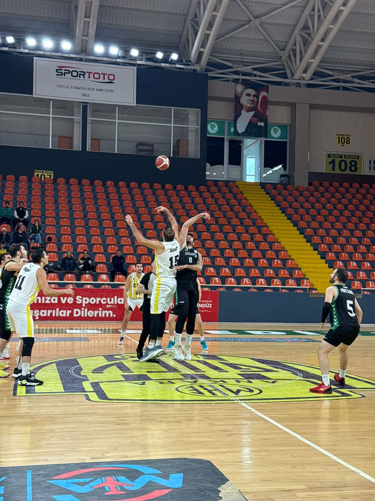 Sakarya Büyükşehir Basketbol Takımı Ankara’dan Galibiyetle Döndü - Sayfa 4