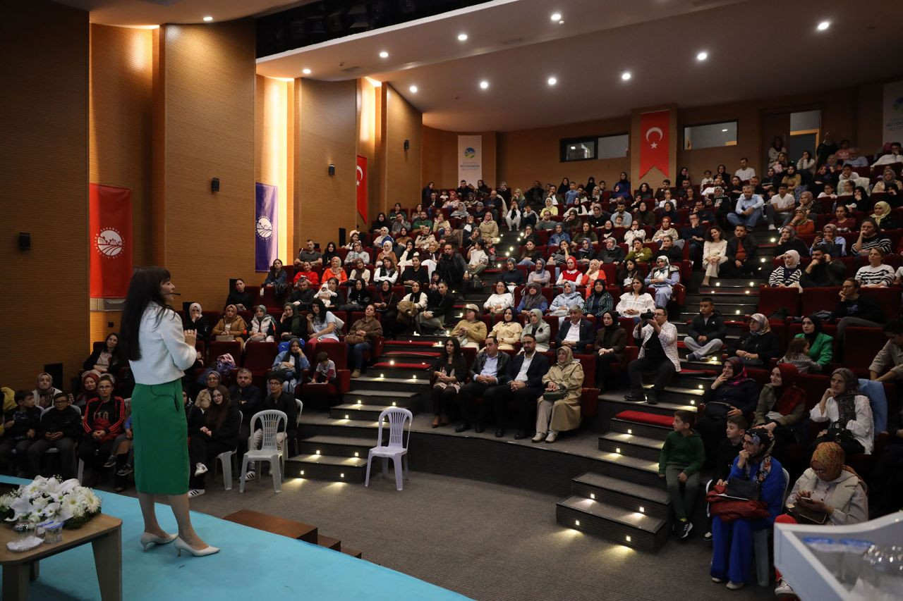 “Çocuklarınıza Pahalı Hediyeler Değil, Sevgi Dolu Anlar Verin” - Sayfa 4