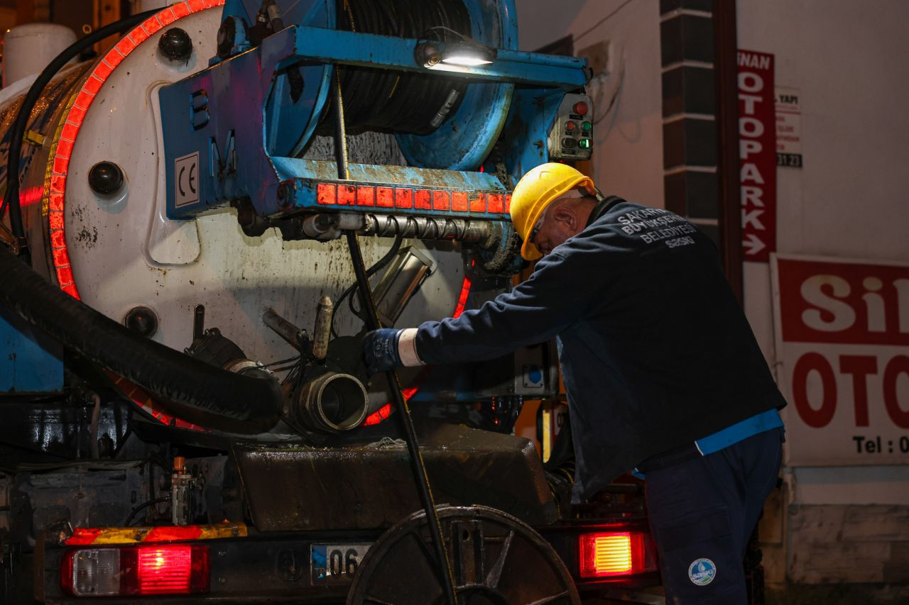 SASKİ, Kuvvetli Yağışa Karşı Tüm İmkanları İle Sabaha Kadar Sahadaydı - Sayfa 2