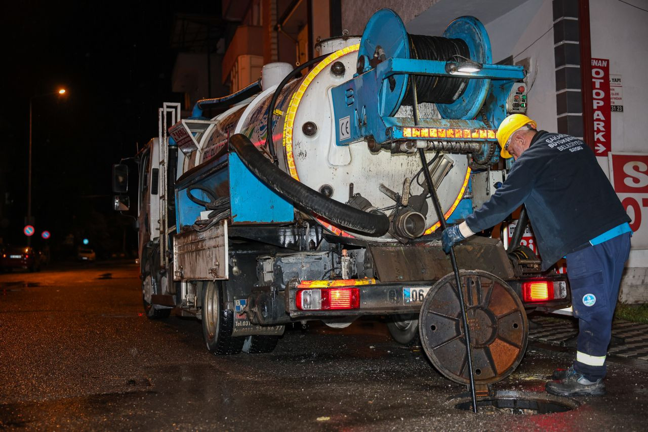 SASKİ, Kuvvetli Yağışa Karşı Tüm İmkanları İle Sabaha Kadar Sahadaydı - Sayfa 4
