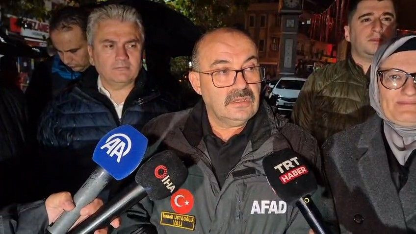 Balıkesir Valisi Ustaoğlu Sındırgı Depremi Sonrası Açıklama Yaptı - Sayfa 8