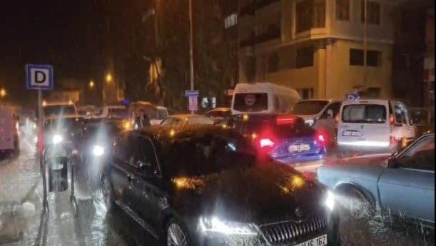 Balıkesir Sındırgı'da 6.1 Büyüklüğünde Deprem - Sayfa 7