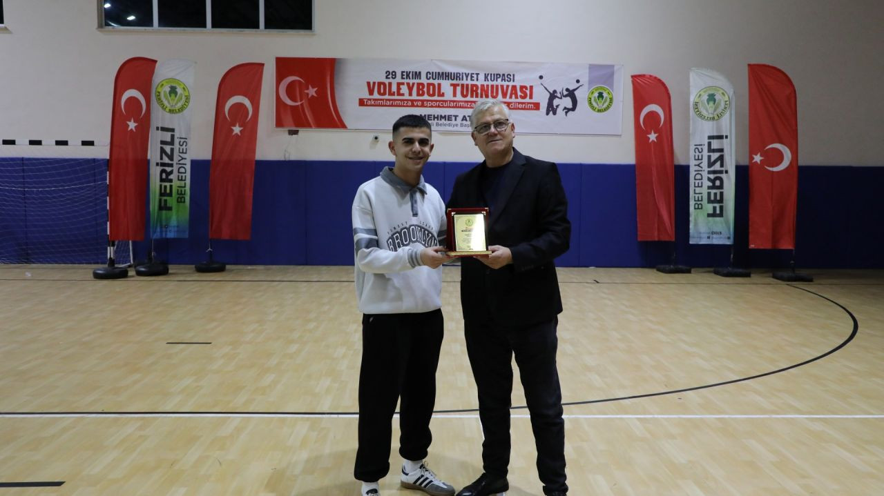 Ferizli'de Cumhuriyet Kupası'nın Sahibi Akdağ Ticaret - Sayfa 9