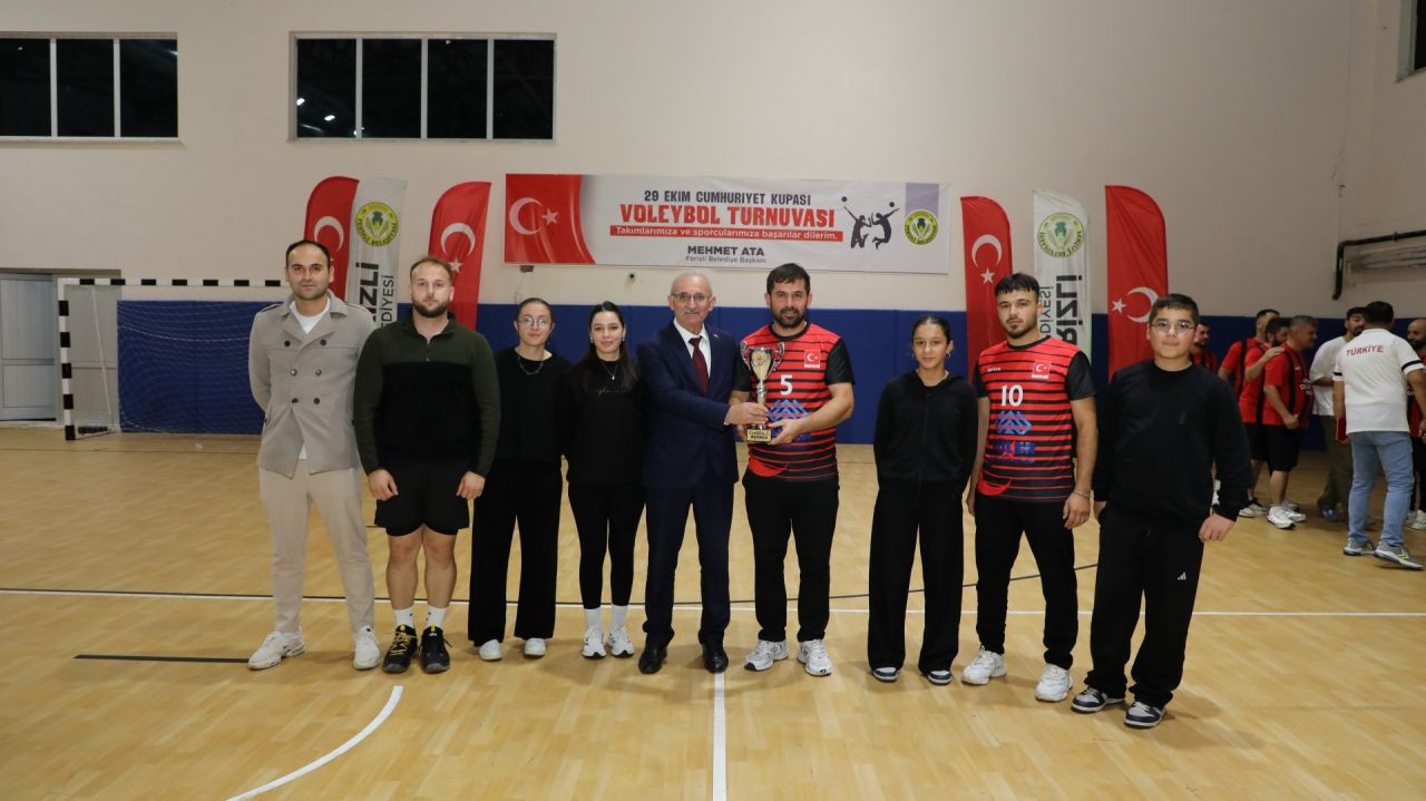 Ferizli'de Cumhuriyet Kupası'nın Sahibi Akdağ Ticaret - Sayfa 7