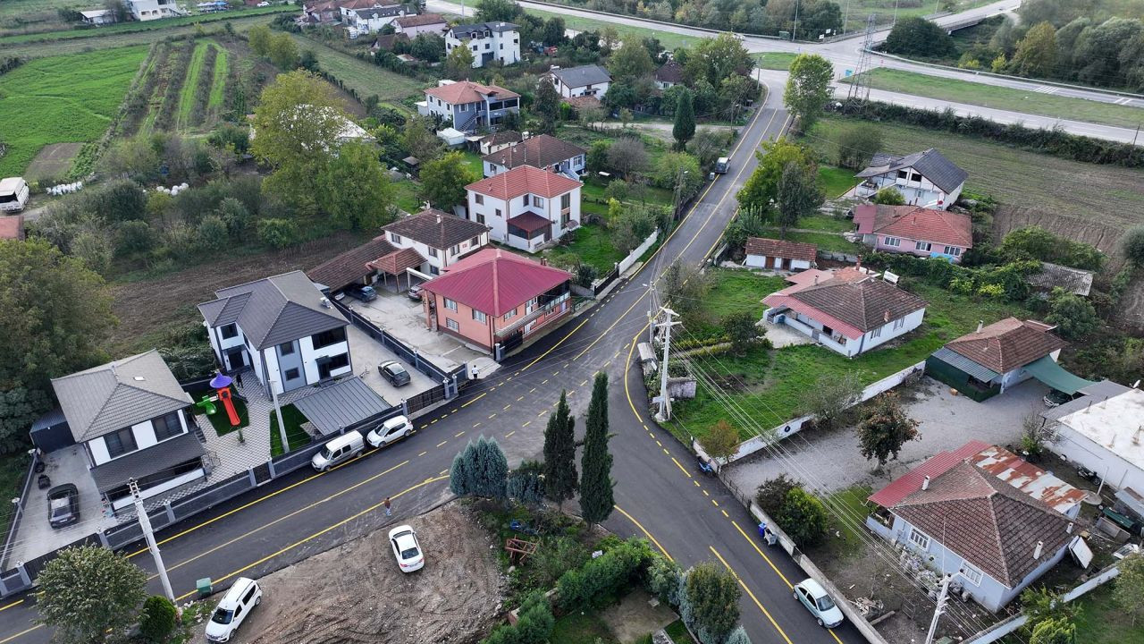 Akyazı’da Kırsal Ulaşımı İçin Yepyeni Bir Dönemin Kapısı Aralandı - Sayfa 1