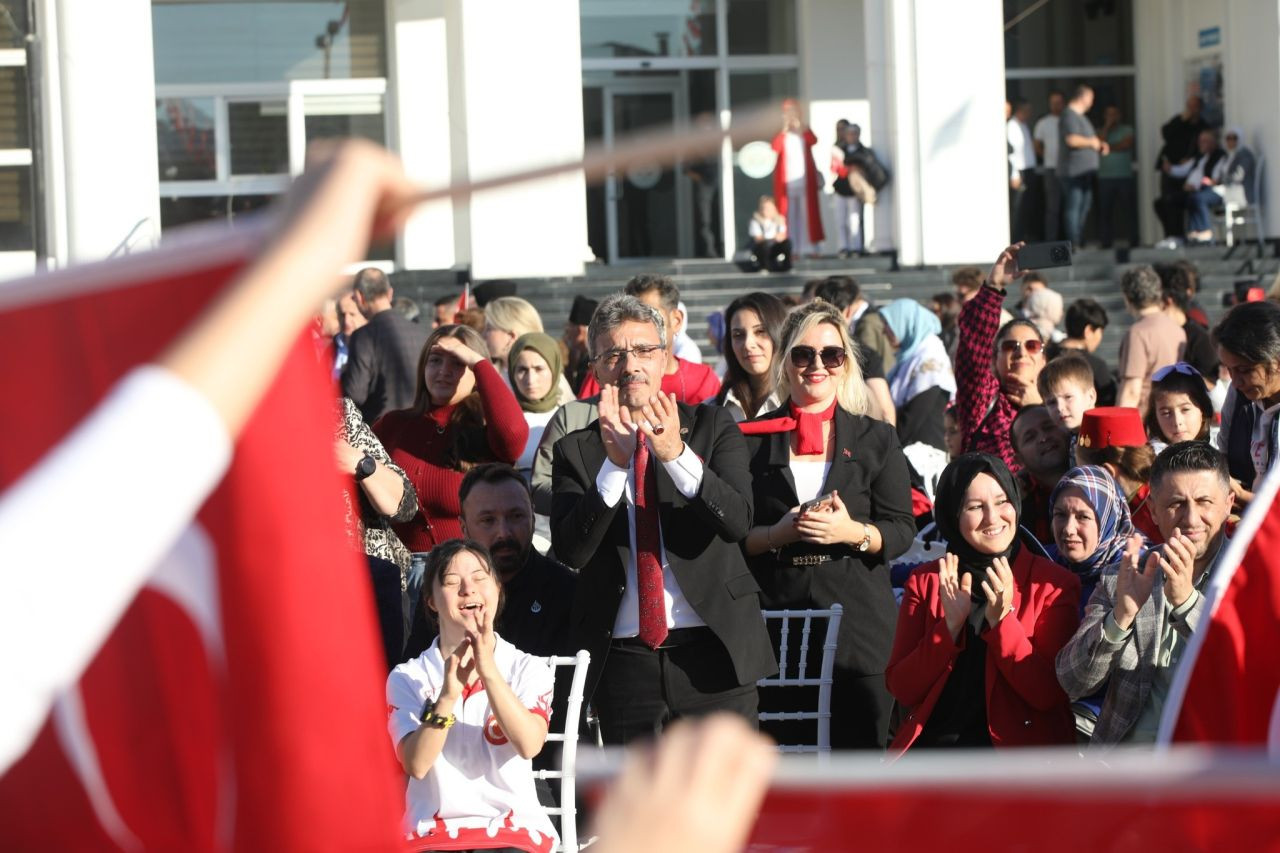 Erenler Belediyesi’nde 29 Ekim Cumhuriyet Bayramı Coşkusu - Sayfa 2