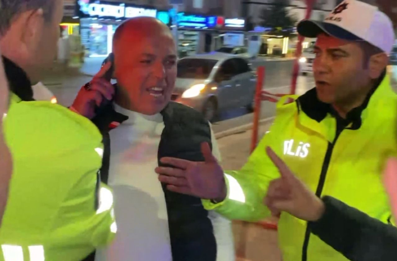 Aksaray'da Alkollü Sürücü ve Yakınlarından Polise Yumruklu Saldırı - Sayfa 3