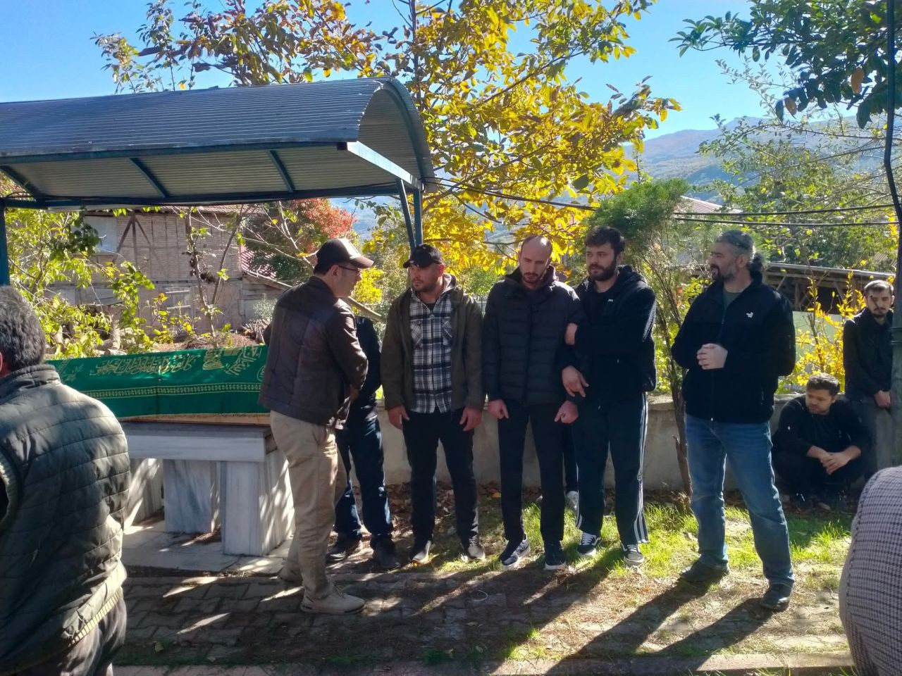 Akyazı’da Kuyuya Düşerek Ölen İşçi Son Yolculuğuna Uğurlandı - Sayfa 3