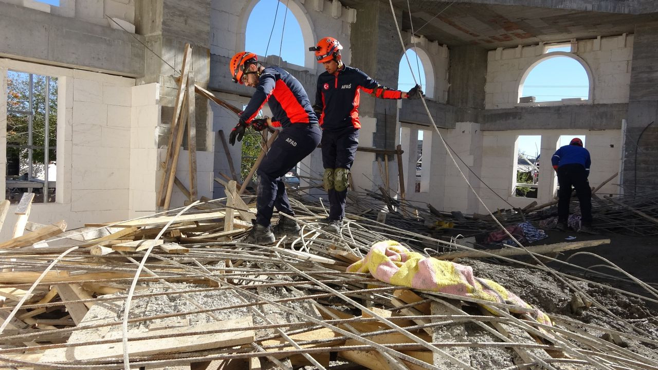 Adıyaman’da Cami Kubbesi Çöktü: 2’si Ciddi 5 Yaralı - Sayfa 6