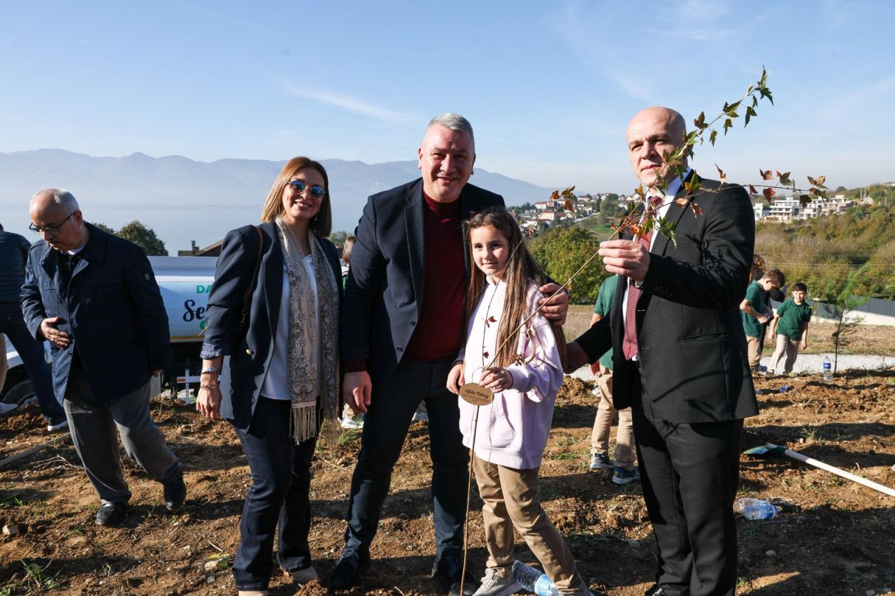 Serdivan’da Milli Ağaçlandırma Günü İçin Fidanlar Toprakla Buluştu - Sayfa 3