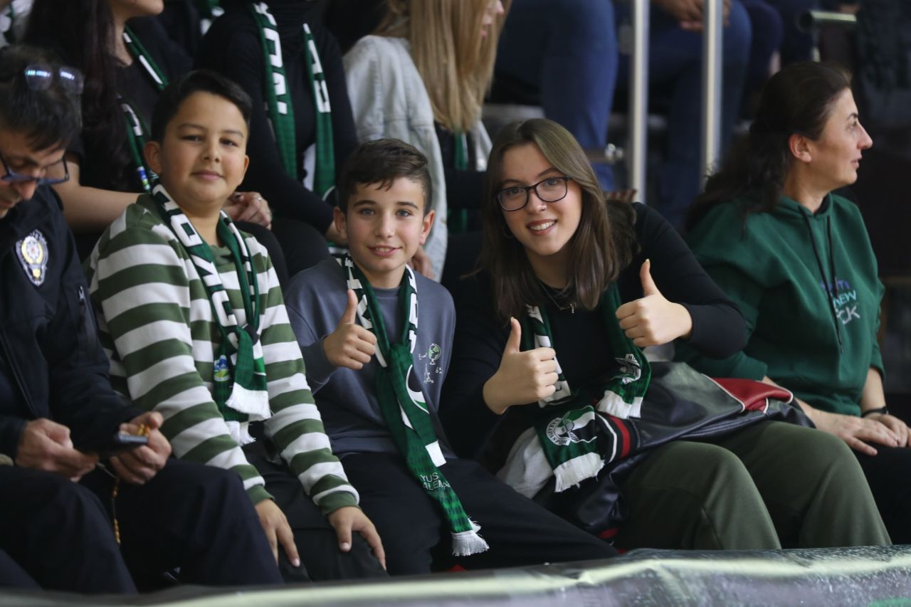 Büyükşehir Basketboldan Zirveye İlk Adım: 96-52 - Sayfa 3