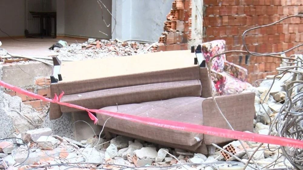 Zeytinburnu’nda Kentsel Dönüşümde Şaşırtan Manzara: Binanın Duvarı Yok - Sayfa 2