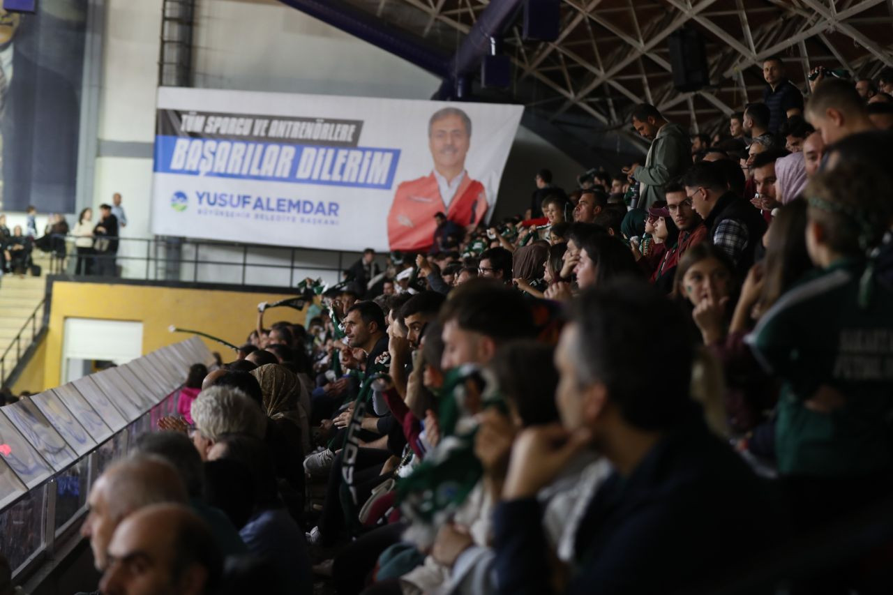 Büyükşehir Basketboldan Zirveye İlk Adım: 96-52 - Sayfa 6