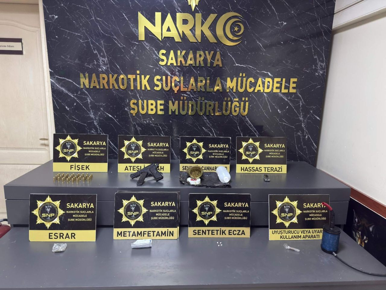 Adapazarı’nda Uyuşturucu Operasyonu: 3 Şüpheli Gözaltında - Sayfa 1