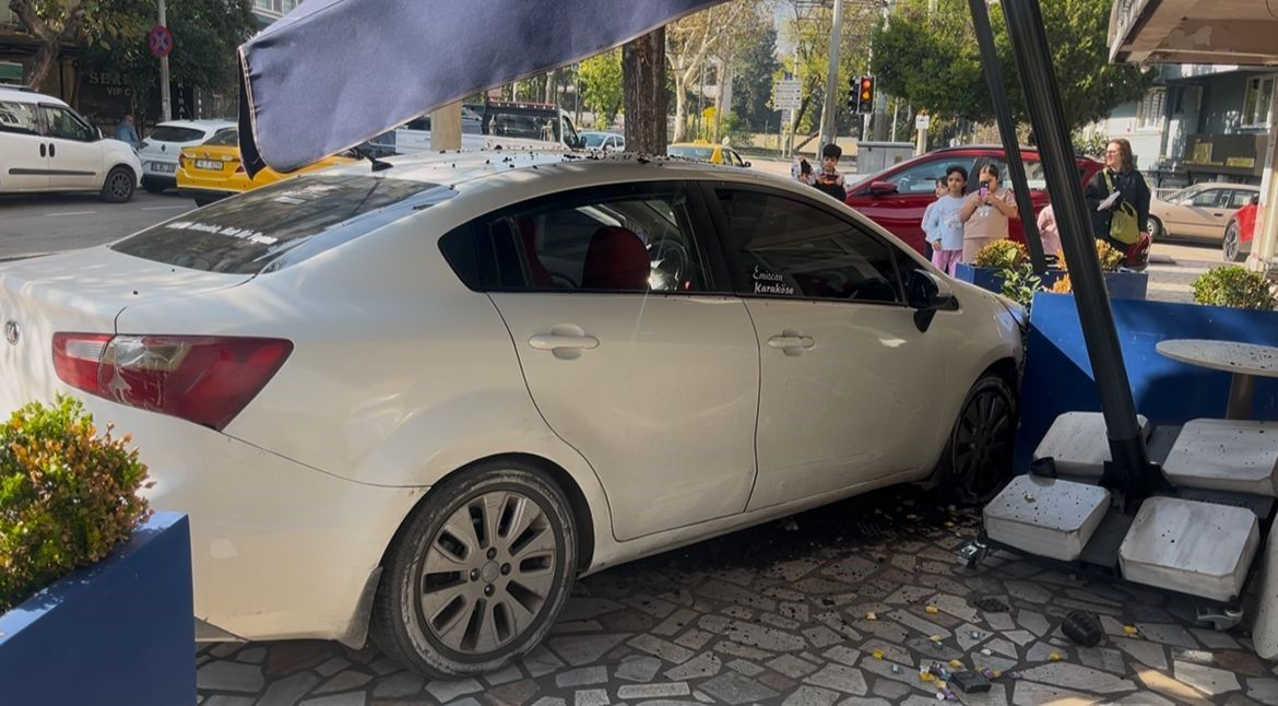 Bursa’da Lüks Cipe Çarpmamak İsterken Tatlıcıya Daldı - Sayfa 4