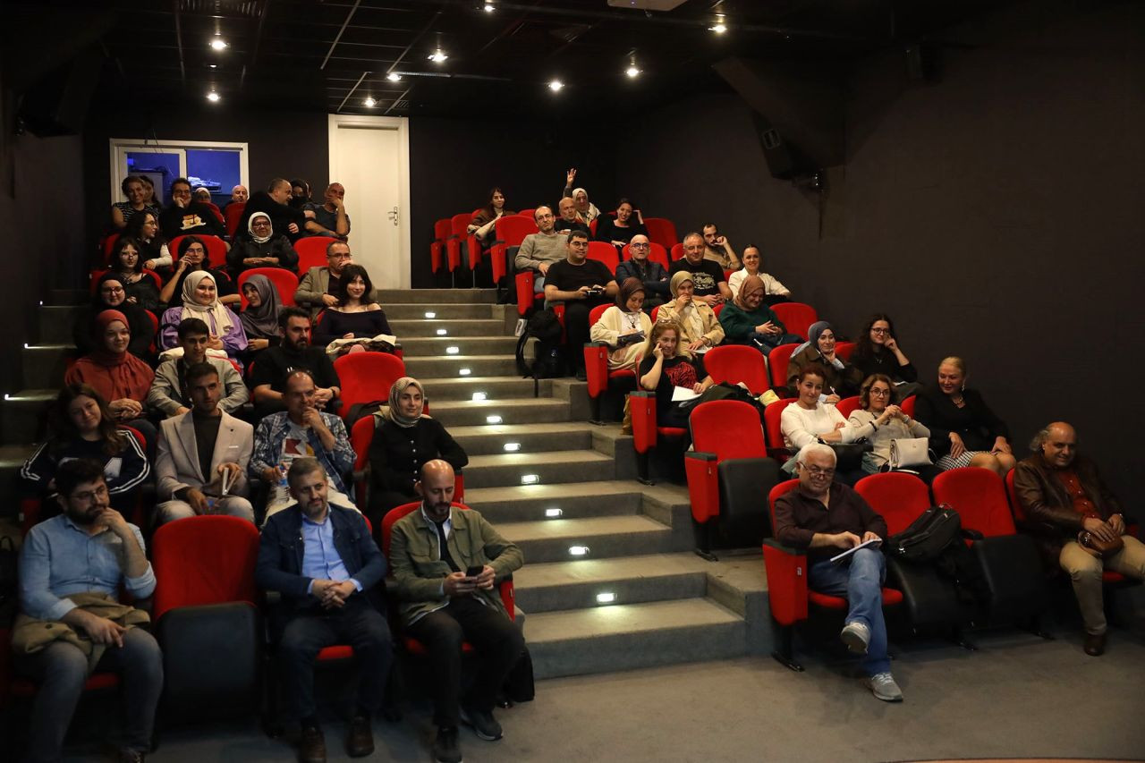 Büyükşehir Akademi’de Felsefe Atölyesi Yoğun Katılımla Başladı - Sayfa 7