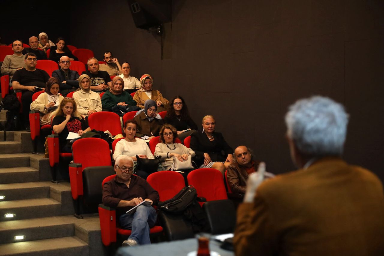 Büyükşehir Akademi’de Felsefe Atölyesi Yoğun Katılımla Başladı - Sayfa 8
