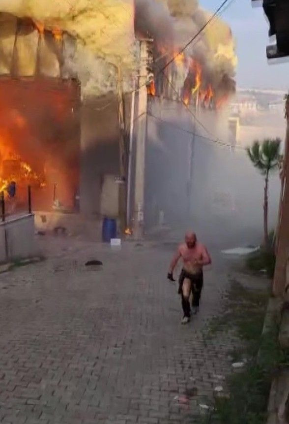 Kocaeli’de Parfüm Dolum Tesisinde Yangın Faciası - Sayfa 1