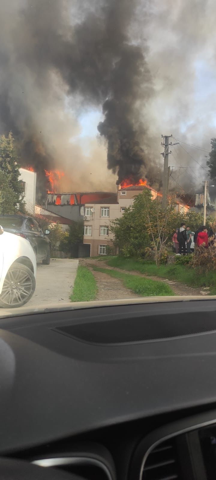 Kocaeli’de Parfüm Dolum Tesisinde Yangın Faciası - Sayfa 2