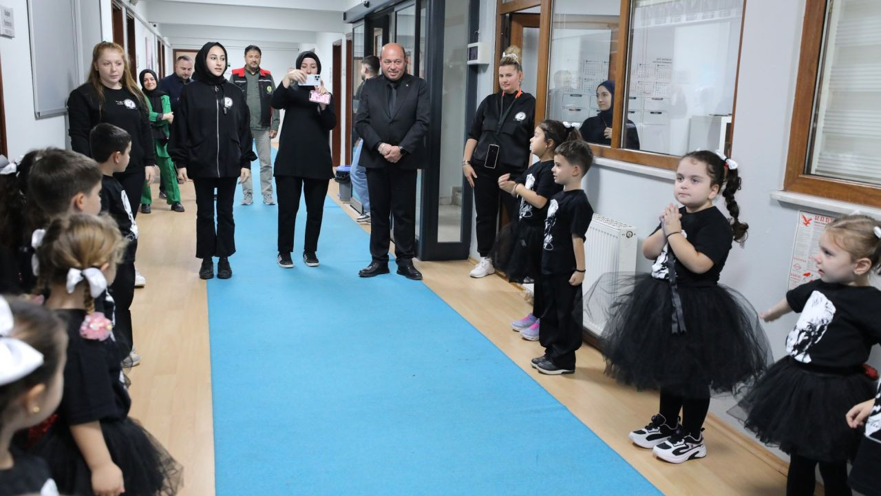 Minik Öğrencilerden 10 Kasım’da Ferizli Belediyesi’ne Anlamlı Ziyaret - Sayfa 2