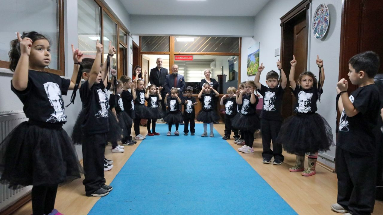 Minik Öğrencilerden 10 Kasım’da Ferizli Belediyesi’ne Anlamlı Ziyaret - Sayfa 3