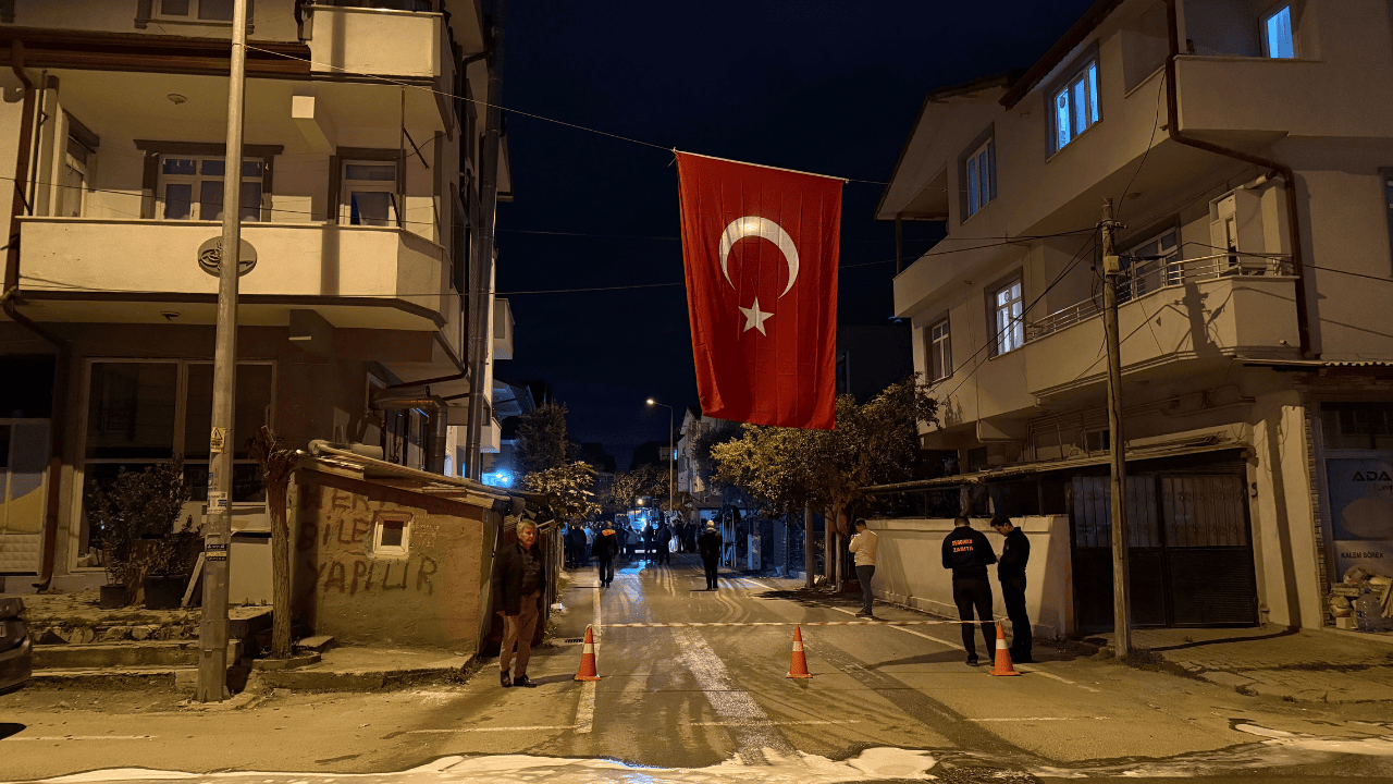 Sakaryalı Şehidin Baba Ocağına Türk Bayrağı Asıldı - Sayfa 5