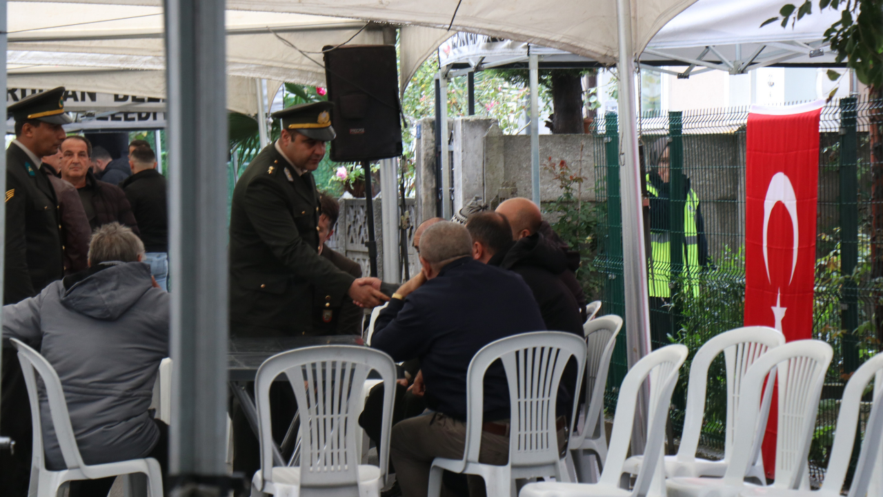 Sakaryalı Şehit Akın Karakuş Bugün Son Yolculuğuna Uğurlanıyor - Sayfa 5