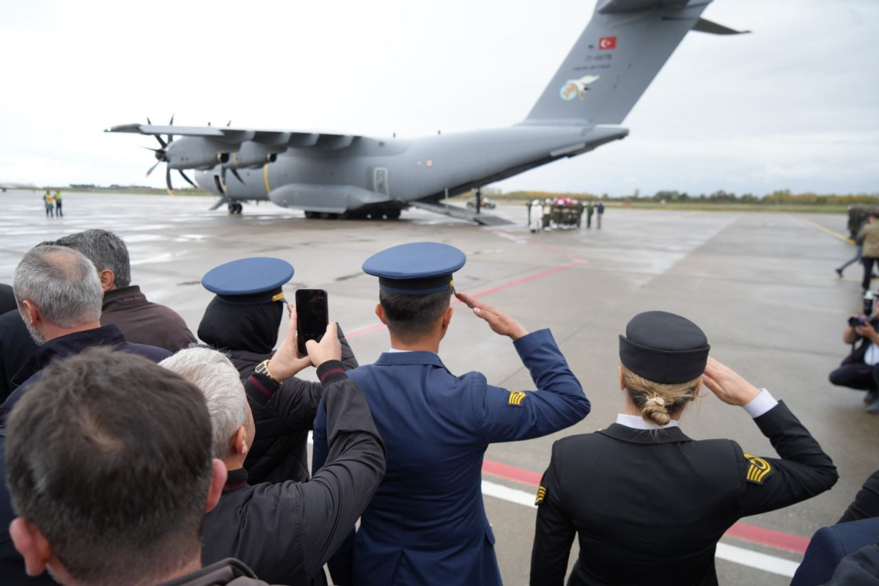 Şehit Emre Altıok’un Polis Kardeşinden Asker Selamı - Sayfa 6