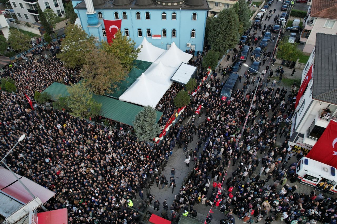 Şehit Astsubay Başçavuş Akın Karakuş, Sakarya'da Toprağa Verildi - Sayfa 3