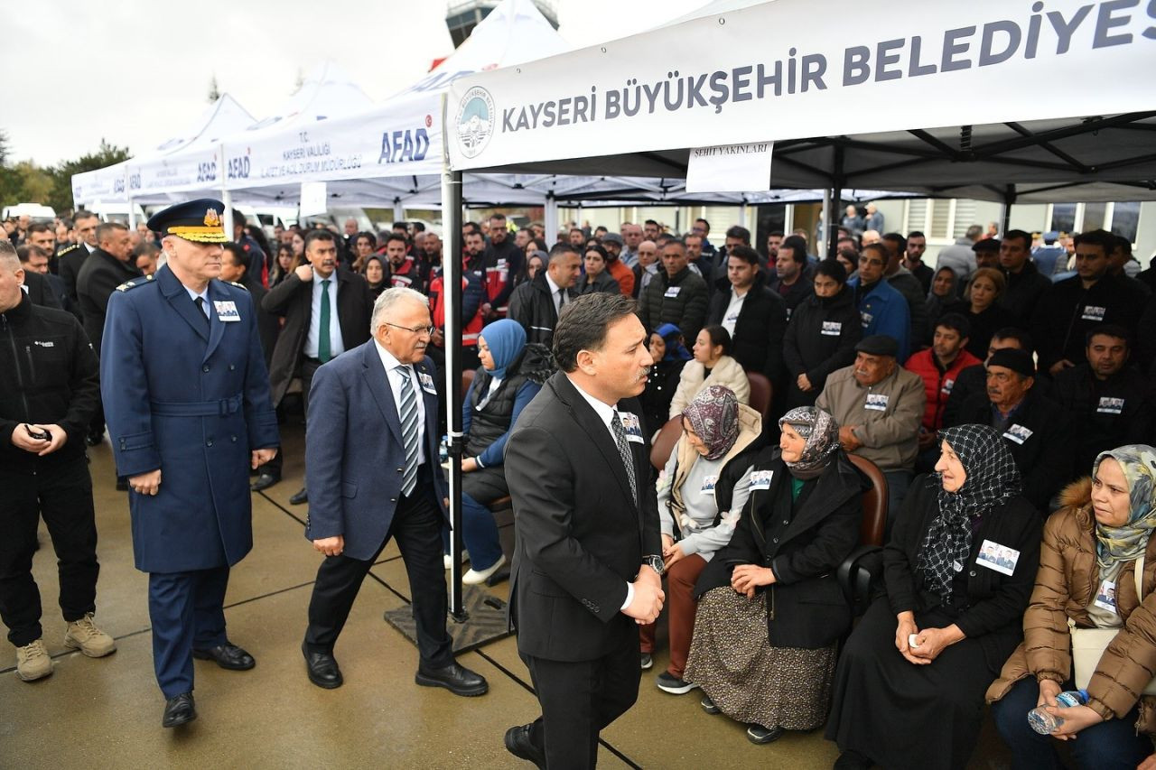 Şehit Pilot Binbaşı Nihat İlgen, Kayseri'de Gözyaşlarıyla Uğurlandı - Sayfa 3