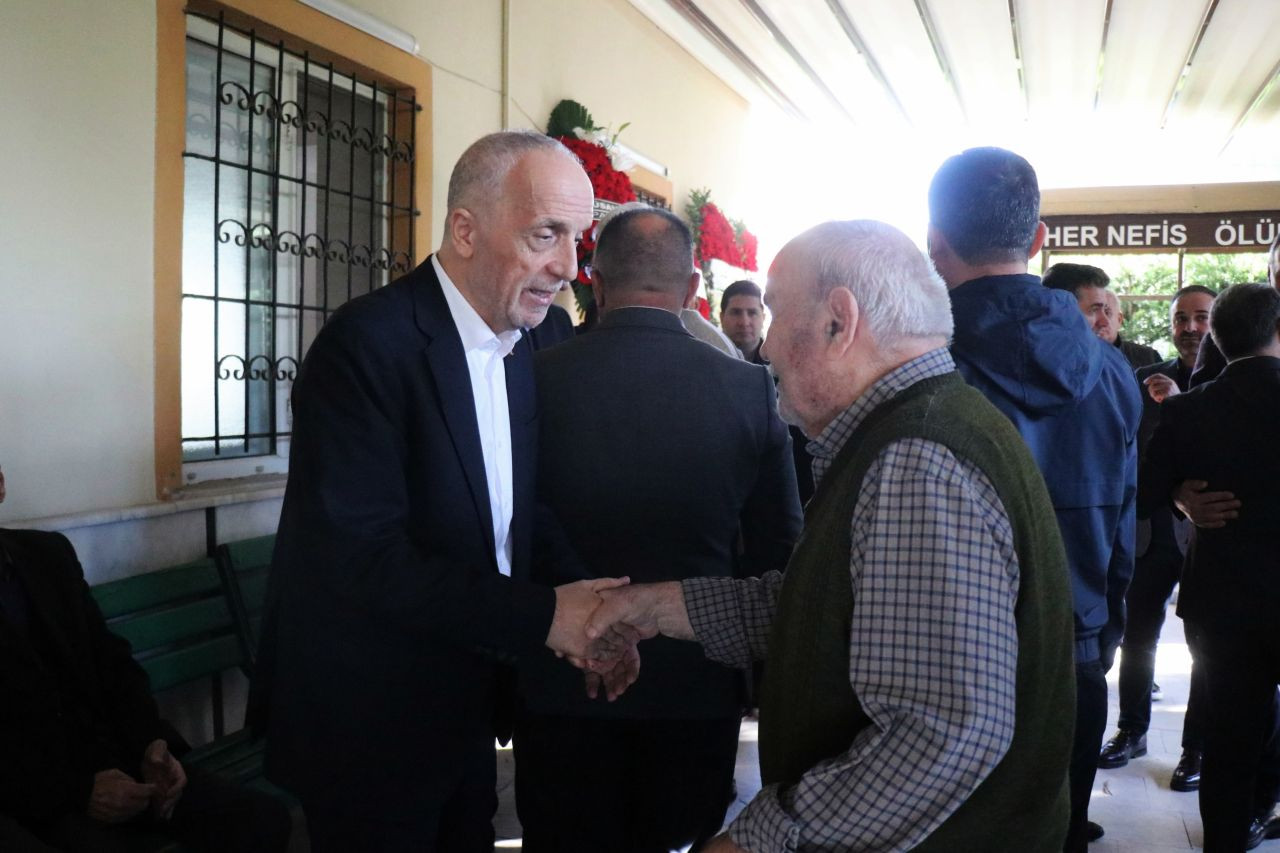 Ergün Atalay’ın Kayınvalidesi Son Yolculuğuna Uğurlandı - Sayfa 4