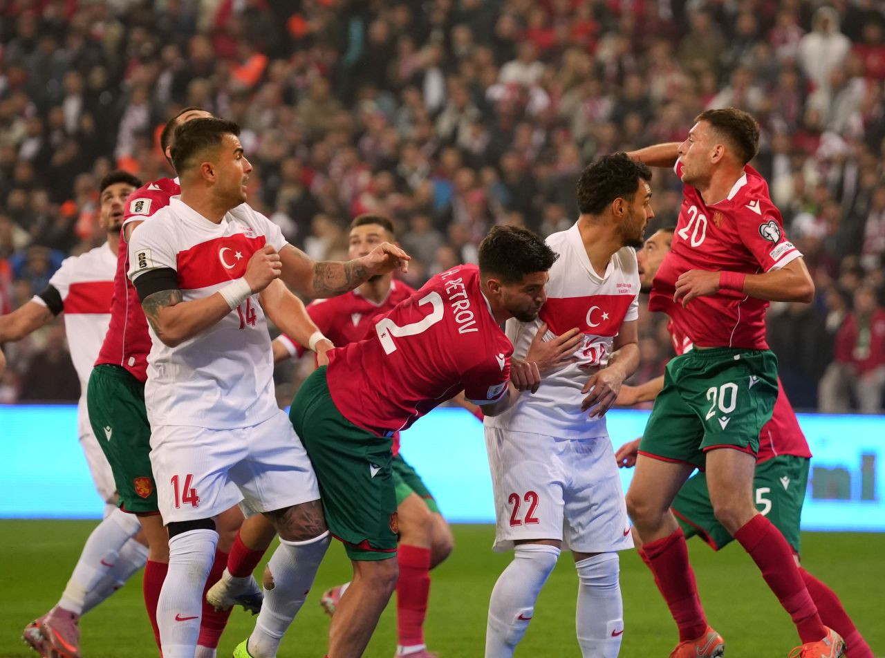 A Milli Takım Bulgaristan’ı Bu Akşam 2-0 Mağlup Etti - Sayfa 4