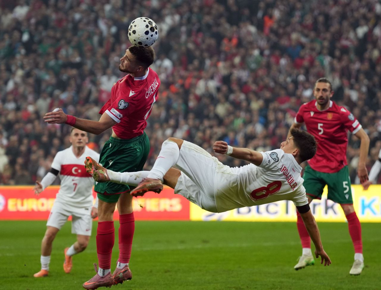 A Milli Takım Bulgaristan’ı Bu Akşam 2-0 Mağlup Etti - Sayfa 15