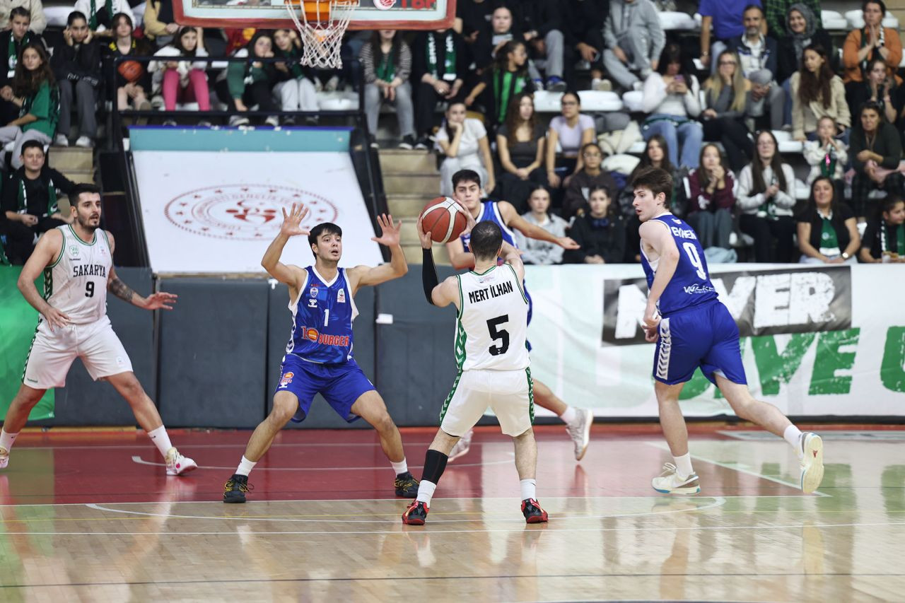 Büyükşehir, Beylikdüzü’nü 29 Sayıyla Devirdi - Sayfa 7