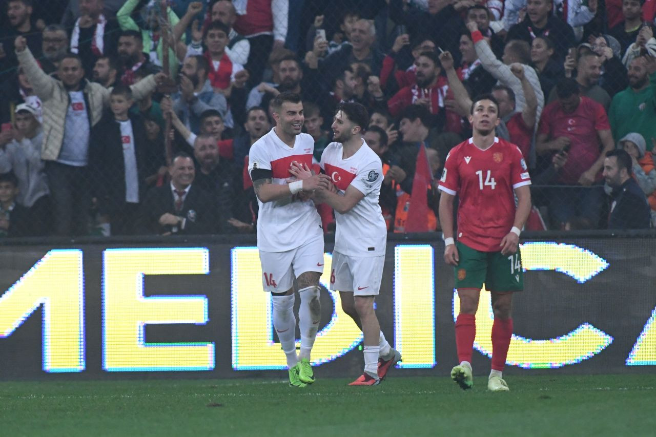 Bizim Çocuklar Sevilla’da İspanya Karşısında - Sayfa 5