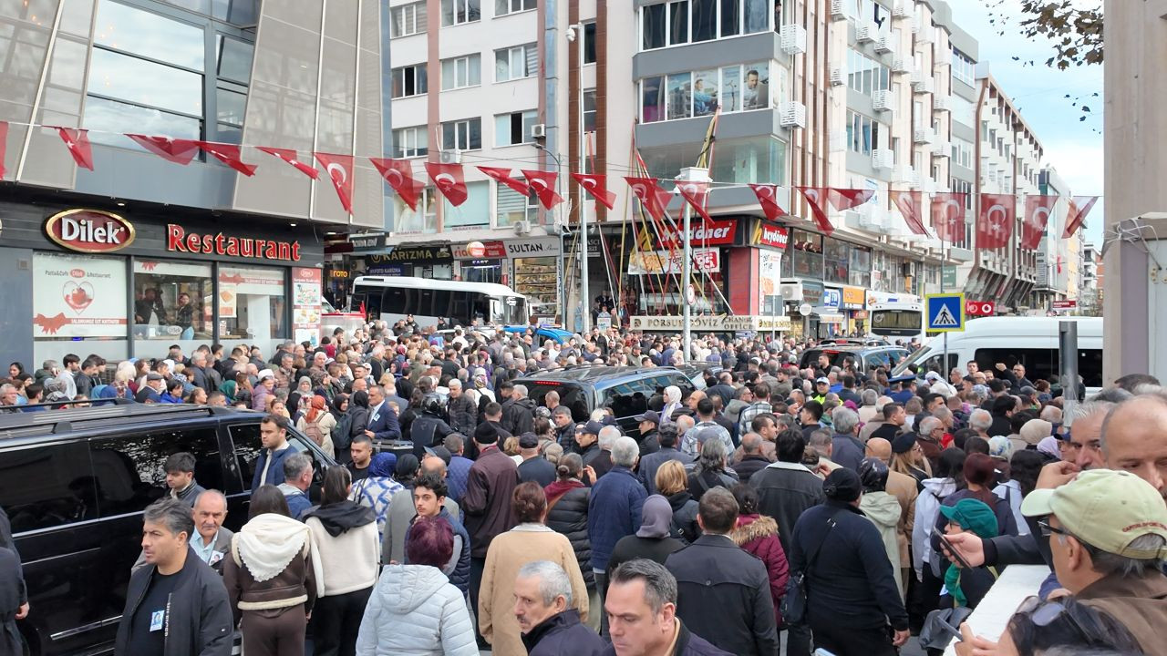 Şehit Pilot Hasan Bahar Son Yolculuğuna Uğurlandı - Sayfa 1