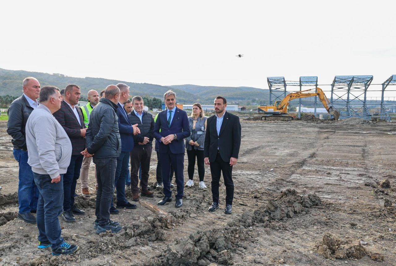 Sakarya’nın Her Köşesinde Gençlerimiz İçin Spor Tesisleri Kazandırıyoruz - Sayfa 1