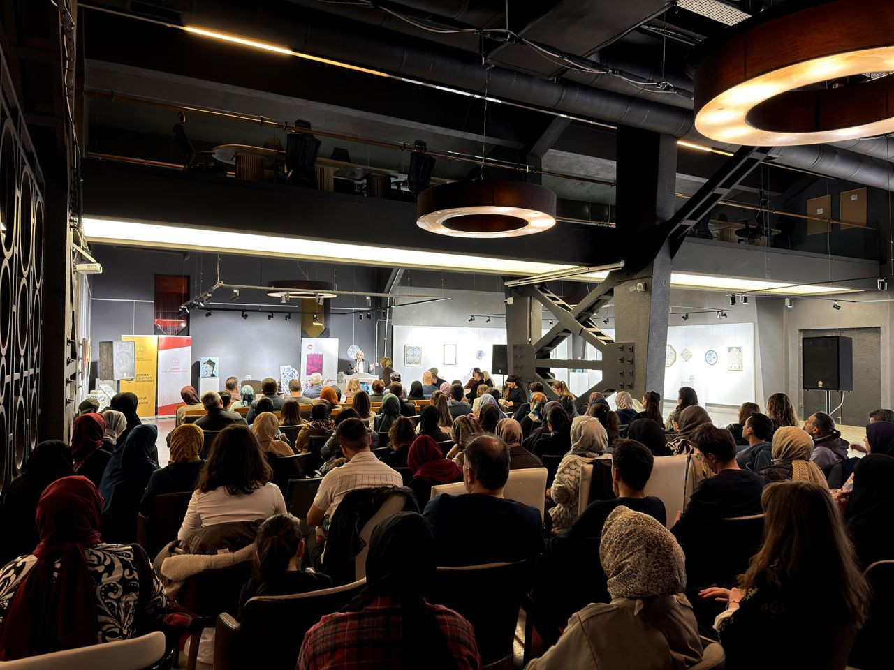 “Her yazar kendi sesini bulmalı ve sabırla yazmayı sürdürmelidir” - Sayfa 3