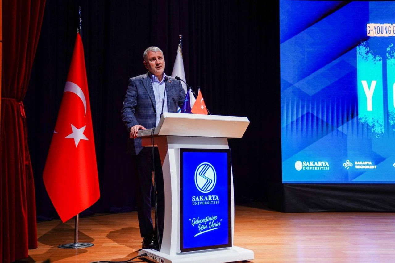 Fikirler Yarıştı, Gençler Üretti - Sayfa 1