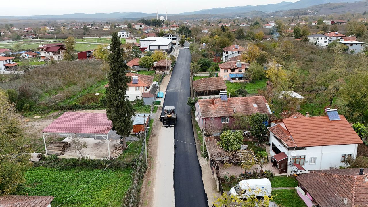 Büyükşehir Hendek’te seferber oldu: Kısa sürede tam 15 kilometre… - Sayfa 2