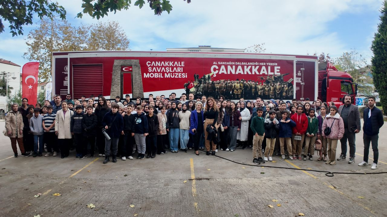 Çanakkale Savaşları Mobil Müzesi Sapanca’da Yoğun İlgi Gördü - Sayfa 1