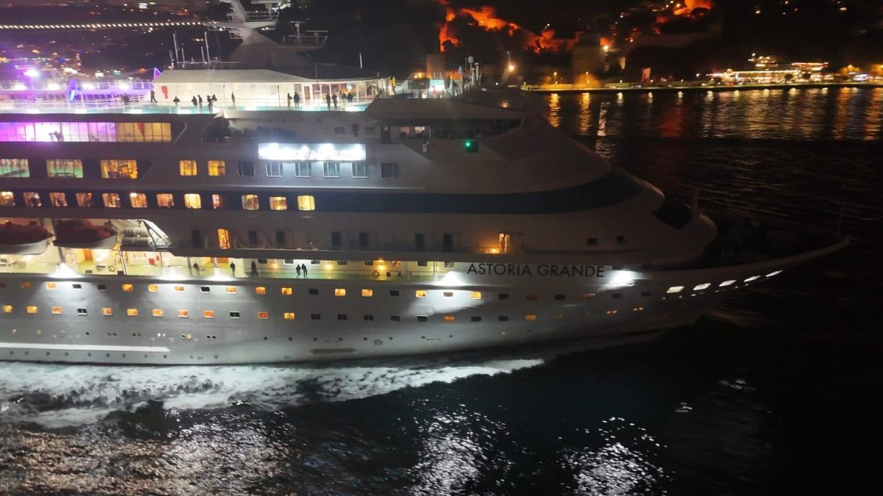 İstanbul'a Gelen Rus Yolcu Gemisine Yanaşma İzni Verilmedi - Sayfa 1