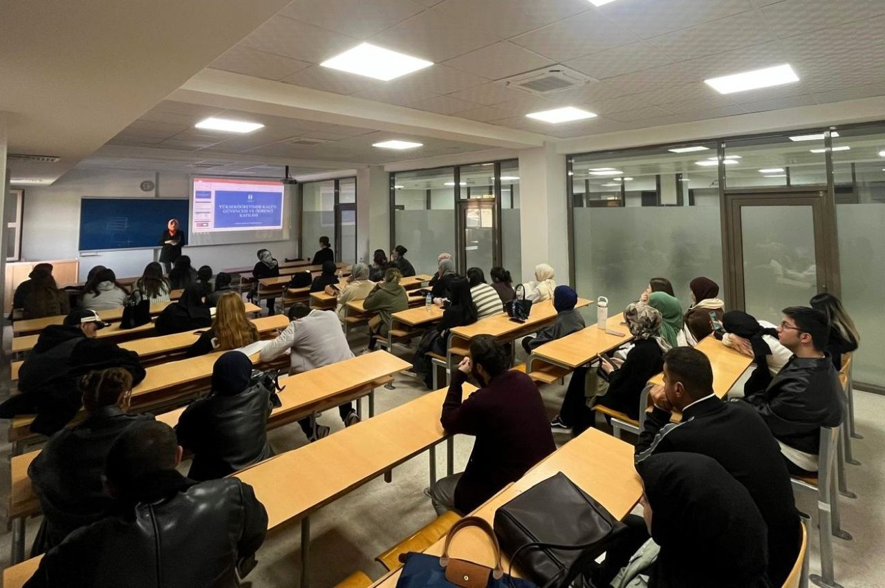 Ferizli MYO’da öğrencilerin kaliteye etkisi konuşuldu - Sayfa 1