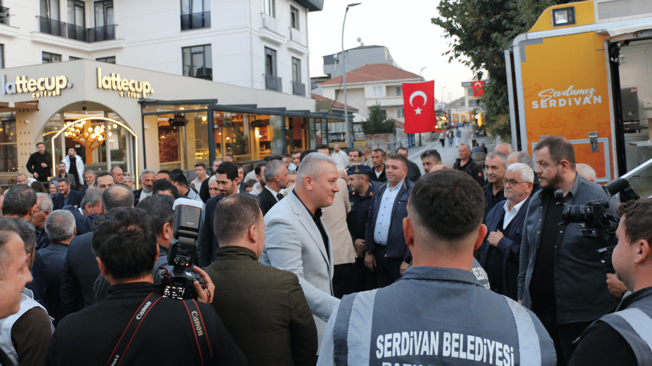 Sipahi Sokak Törenle Hizmete Sunuldu - Sayfa 4